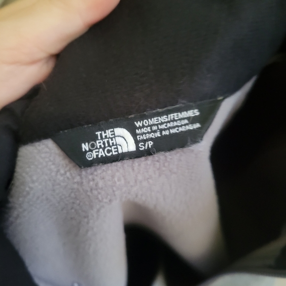 North Face Gray Shell Jacket - Picture 3 of 6